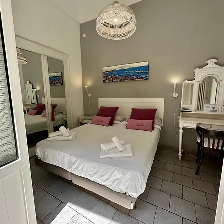 Martucci 83 Bed & Breakfast Naples Exterior photo