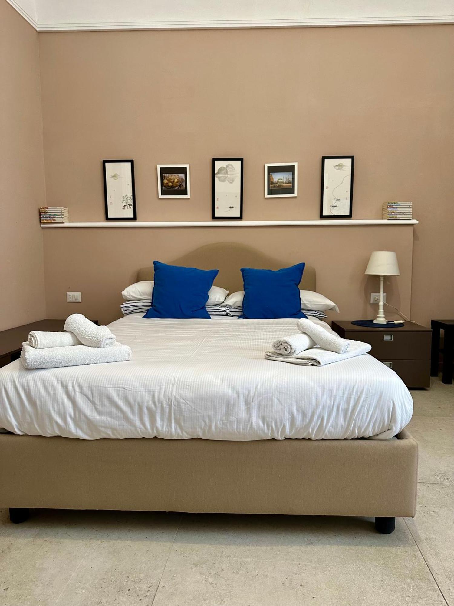 Martucci 83 Bed and breakfast