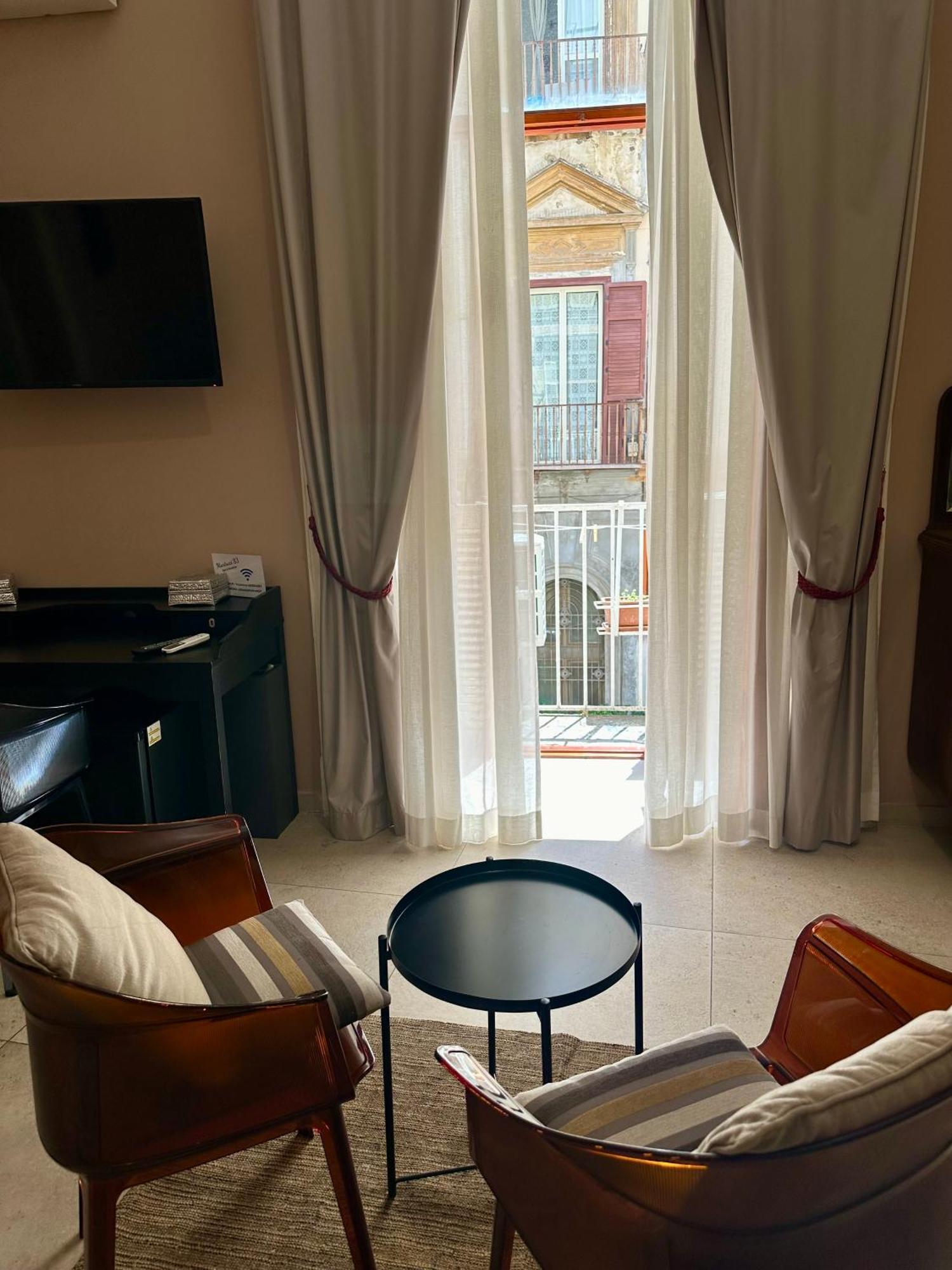 Martucci 83 Bed and breakfast *